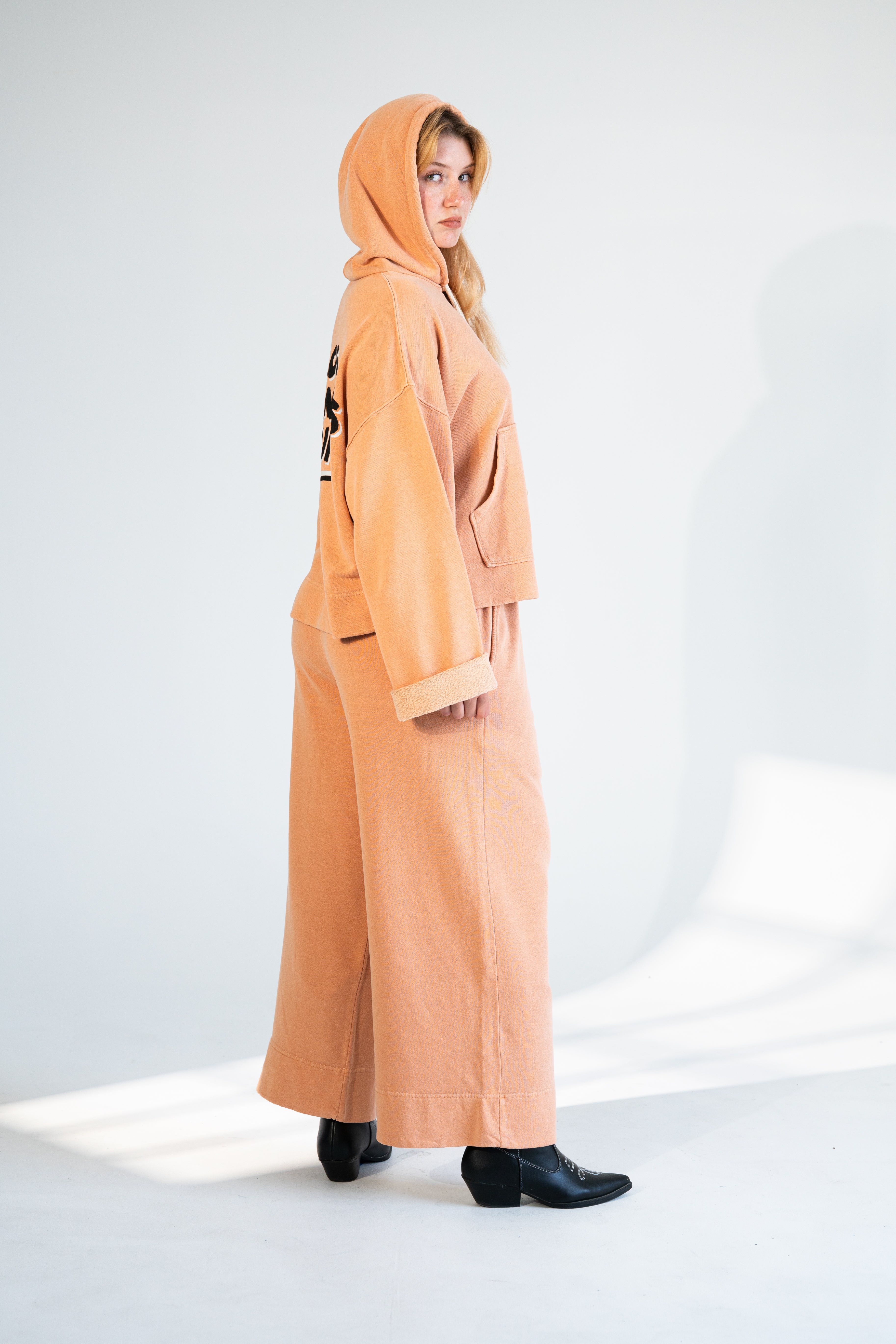 Organic City Cropped Hoodie – Red Clay
