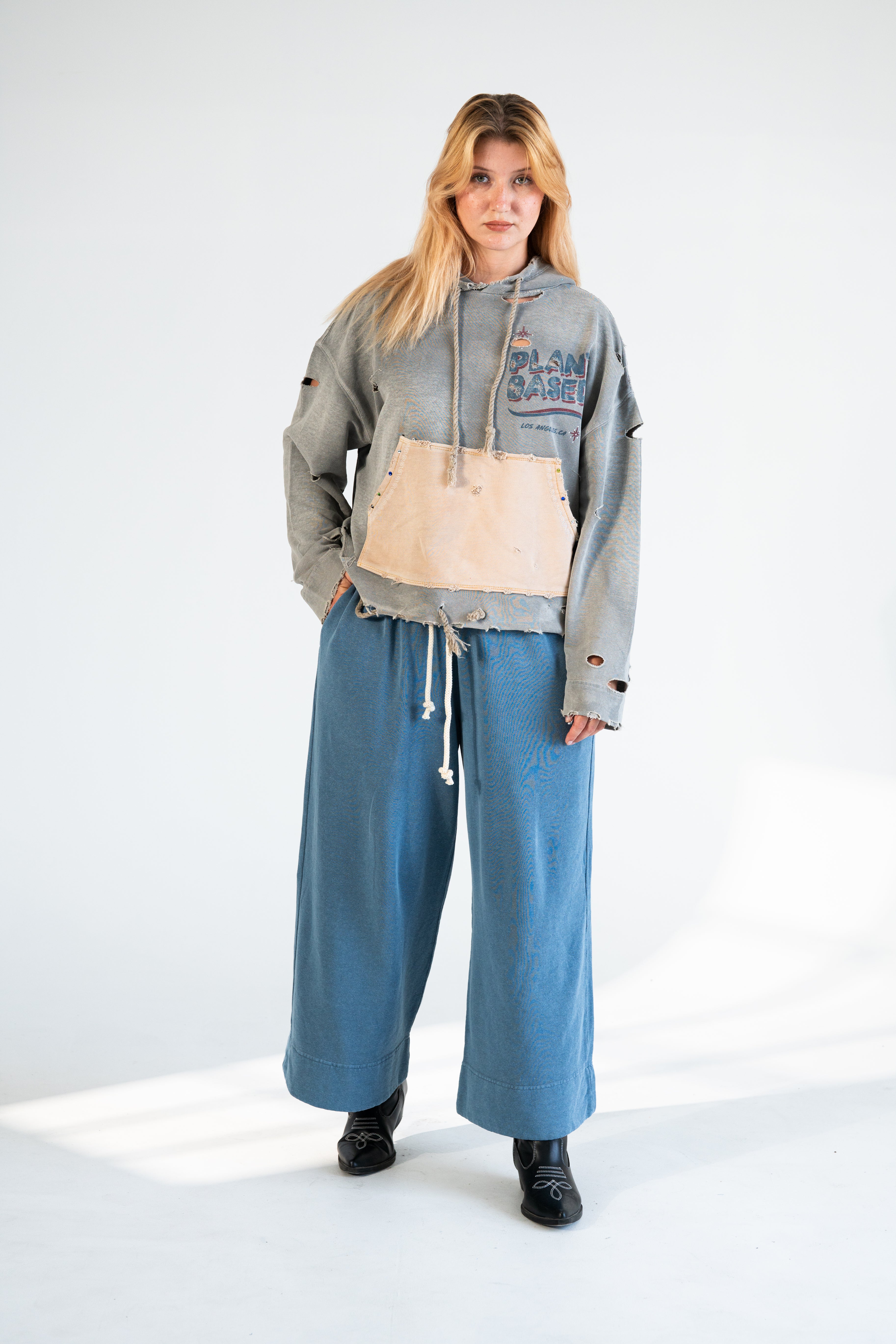 Human Power Vintage Cropped Hoodie – Coconut Charcoal